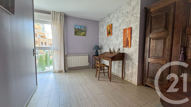 Appartement F3 à vendre - 3 pièces - 100.16 m2 - LATTES - 34 - LANGUEDOC-ROUSSILLON - Century 21 Terre Du Sud