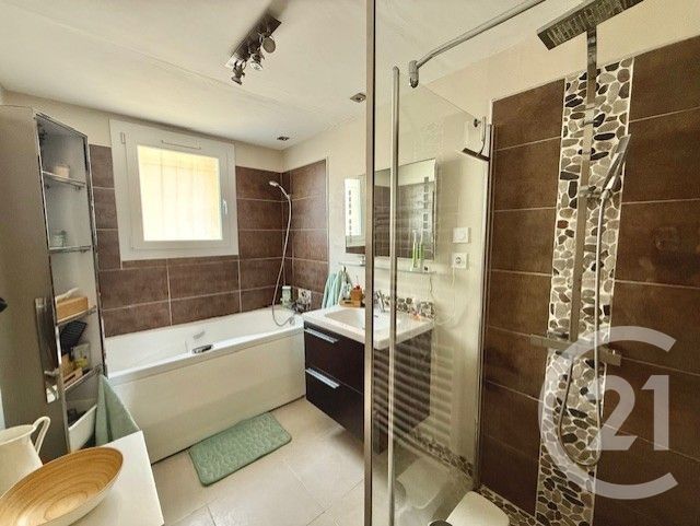 Afficher la photo en grand maison à vendre - 6 pièces - 175.0 m2 - LATTES - 34 - LANGUEDOC-ROUSSILLON - Century 21 Terre Du Sud