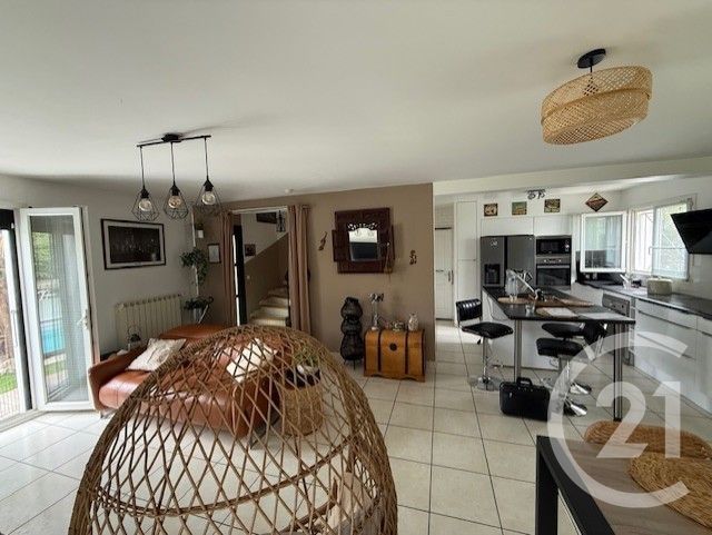 maison à vendre - 5 pièces - 110.04 m2 - VILLENEUVE LES MAGUELONE - 34 - LANGUEDOC-ROUSSILLON - Century 21 Terre Du Sud