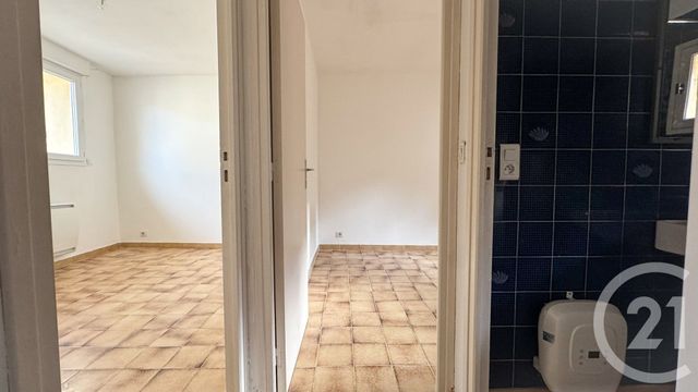 maison à louer - 3 pièces - 42.61 m2 - PEROLS - 34 - LANGUEDOC-ROUSSILLON - Century 21 Terre Du Sud