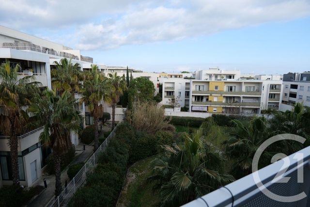 Appartement F3 à vendre - 3 pièces - 66.82 m2 - CASTELNAU LE LEZ - 34 - LANGUEDOC-ROUSSILLON - Century 21 Terre Du Sud