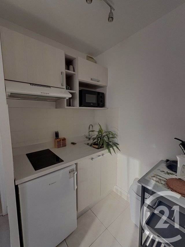 Appartement F2 à vendre - 2 pièces - 30.2 m2 - MONTPELLIER - 34 - LANGUEDOC-ROUSSILLON - Century 21 Terre Du Sud