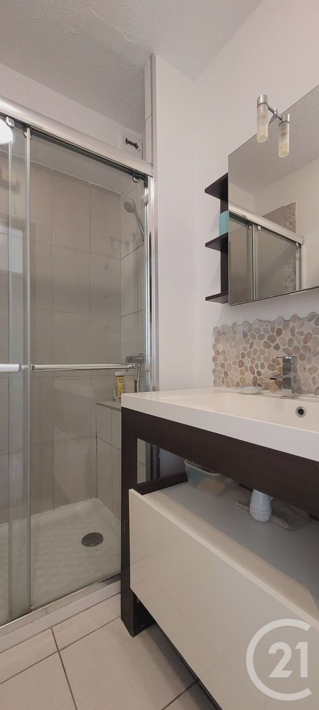 Appartement F2 à vendre - 2 pièces - 38.99 m2 - PALAVAS LES FLOTS - 34 - LANGUEDOC-ROUSSILLON - Century 21 Terre Du Sud