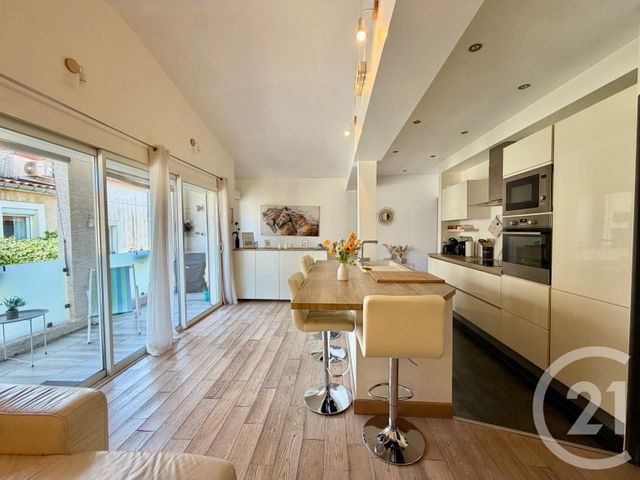 maison à louer - 3 pièces - 67.6 m2 - PEROLS - 34 - LANGUEDOC-ROUSSILLON - Century 21 Terre Du Sud