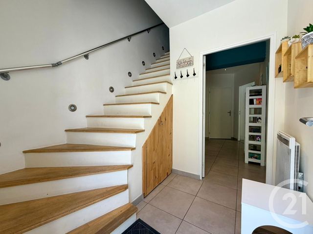 maison à louer - 3 pièces - 67.6 m2 - PEROLS - 34 - LANGUEDOC-ROUSSILLON - Century 21 Terre Du Sud