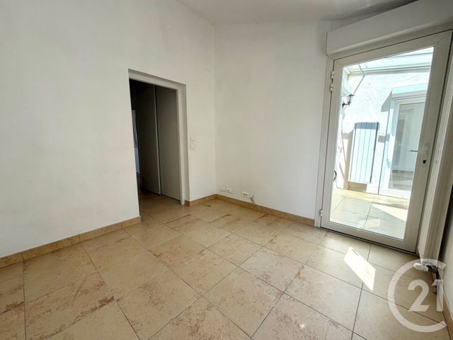 maison à louer - 5 pièces - 135.97 m2 - LATTES - 34 - LANGUEDOC-ROUSSILLON - Century 21 Terre Du Sud