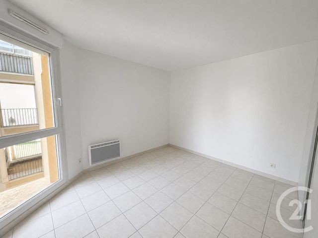 Appartement T3 à louer - 3 pièces - 70.06 m2 - LATTES - 34 - LANGUEDOC-ROUSSILLON - Century 21 Terre Du Sud