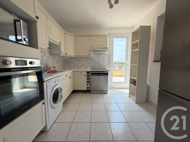 Appartement T3 à louer - 3 pièces - 90.07 m2 - LATTES - 34 - LANGUEDOC-ROUSSILLON - Century 21 Terre Du Sud