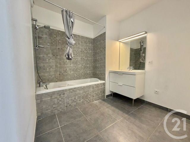 Appartement T2 à louer - 2 pièces - 45.0 m2 - CASTELNAU LE LEZ - 34 - LANGUEDOC-ROUSSILLON - Century 21 Terre Du Sud