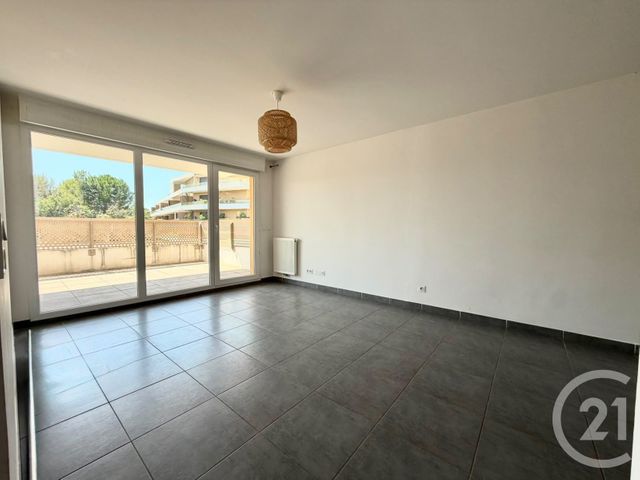 Appartement T2 à louer - 2 pièces - 45.0 m2 - CASTELNAU LE LEZ - 34 - LANGUEDOC-ROUSSILLON - Century 21 Terre Du Sud