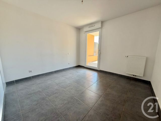 Appartement T2 à louer - 2 pièces - 45.0 m2 - CASTELNAU LE LEZ - 34 - LANGUEDOC-ROUSSILLON - Century 21 Terre Du Sud