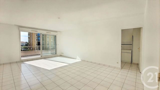 Appartement F3 à vendre - 3 pièces - 77.23 m2 - LATTES - 34 - LANGUEDOC-ROUSSILLON - Century 21 Terre Du Sud