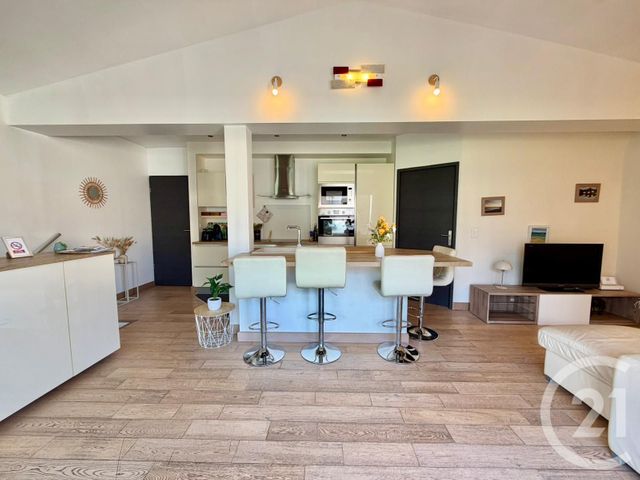 maison à louer - 3 pièces - 67.6 m2 - PEROLS - 34 - LANGUEDOC-ROUSSILLON - Century 21 Terre Du Sud