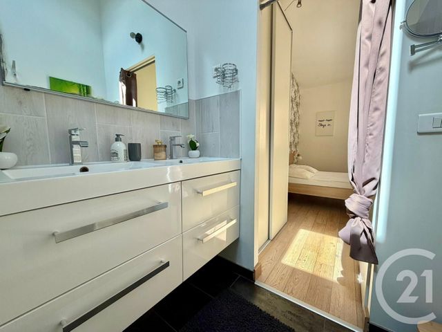 maison à louer - 3 pièces - 67.6 m2 - PEROLS - 34 - LANGUEDOC-ROUSSILLON - Century 21 Terre Du Sud